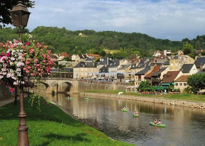 Semesterbostad La Borie Thenon